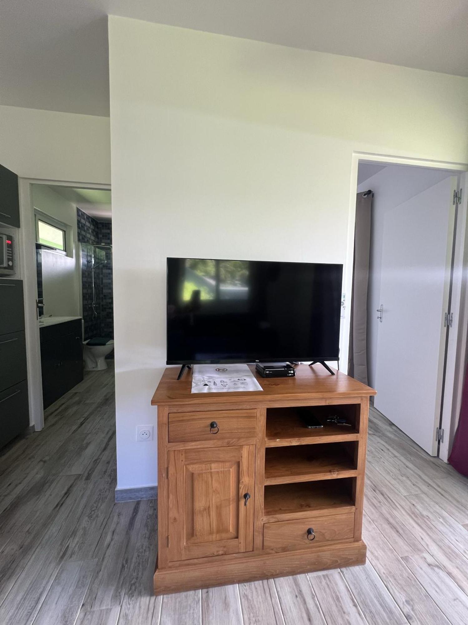 Tevaitoa Apara Feti'A - Mirimiri Lodge מראה חיצוני תמונה